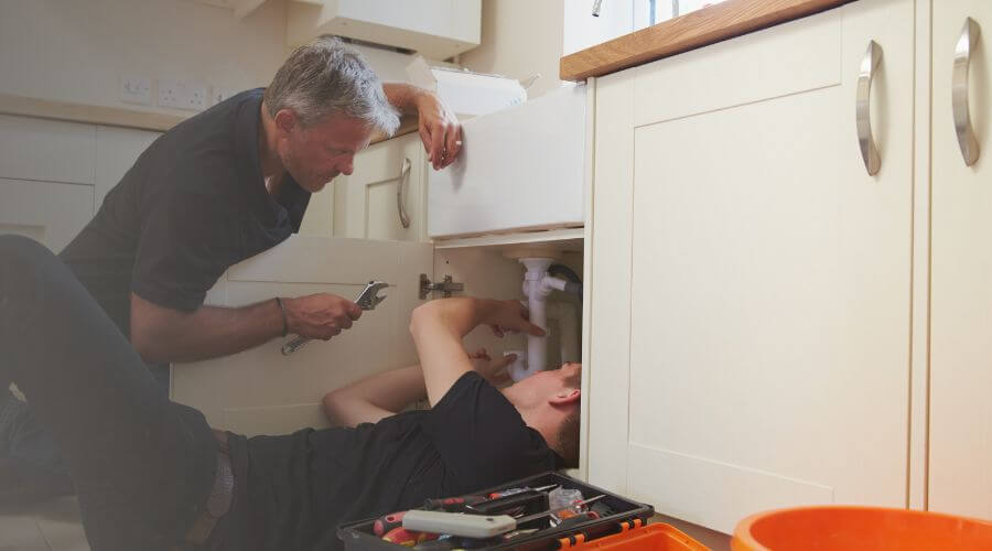 Professional burst pipe repair services in Omaha, AR